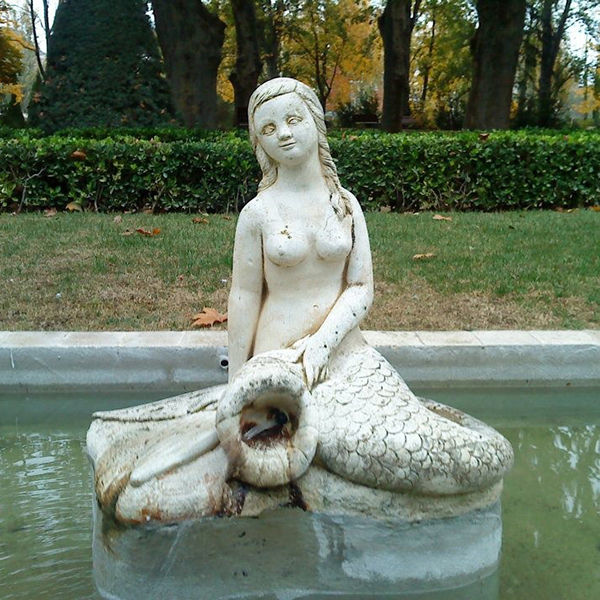 Fountain of the Mermaid of Lleida (2)