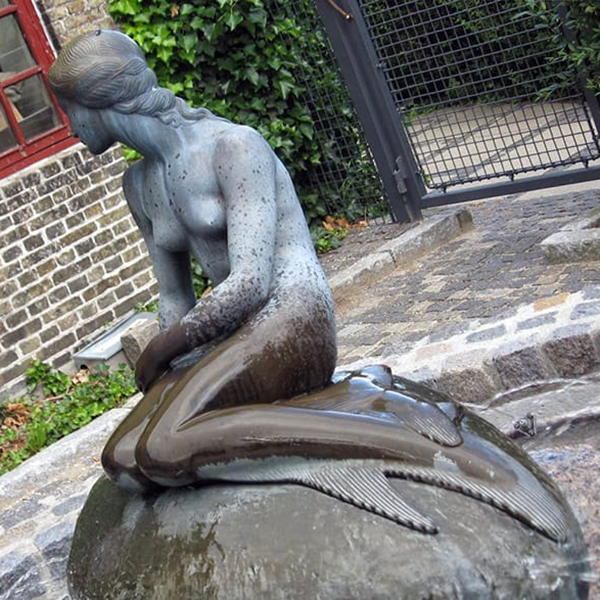 Little Mermaid Statue at Carlsberg Brewery (2)