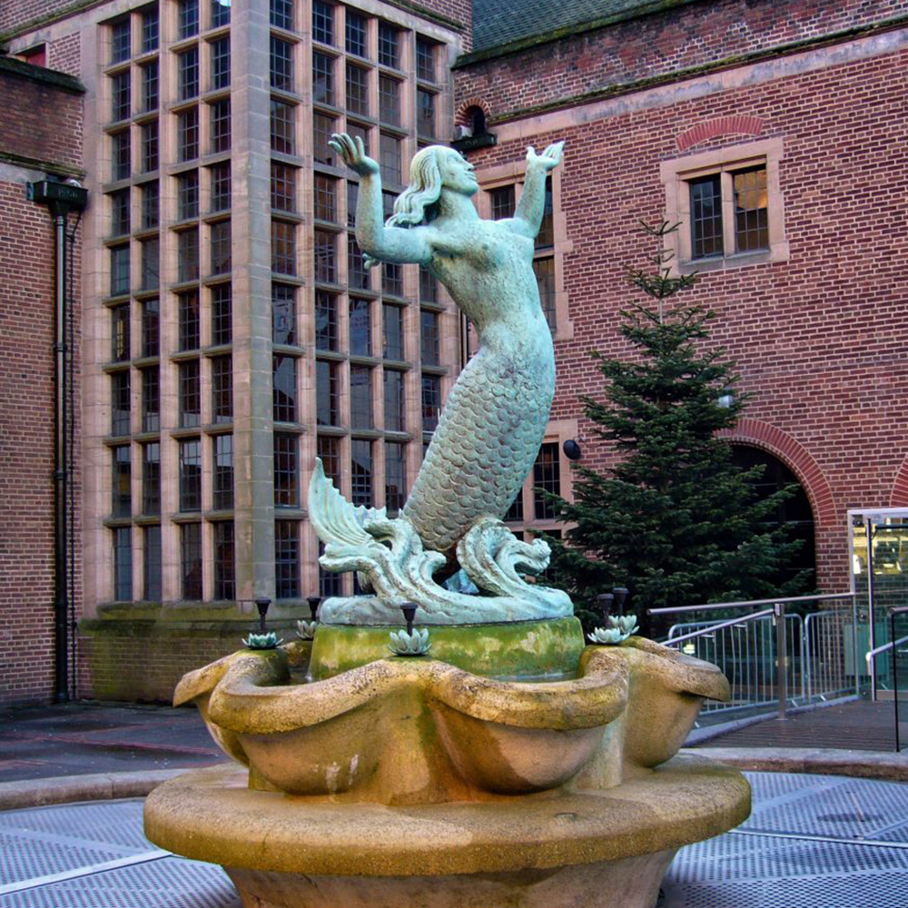 Mermaid Fountain at the University of Birmingham (2)
