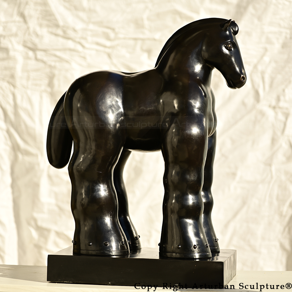 bronze-fat-horse-statue