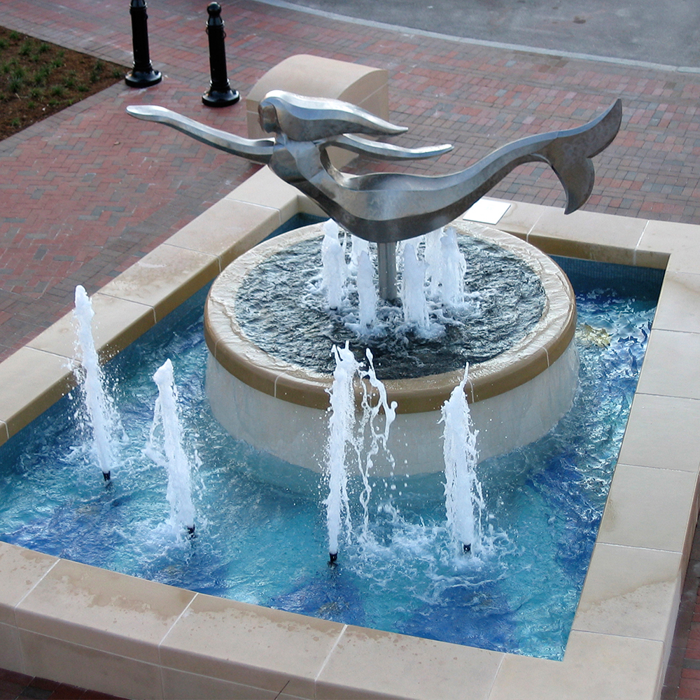 stainless steel Mermaid fountains of Norfolk (1)