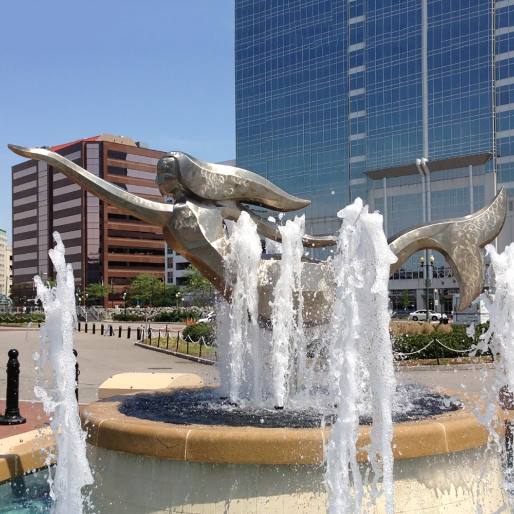 stainless steel Mermaid fountains of Norfolk (3)