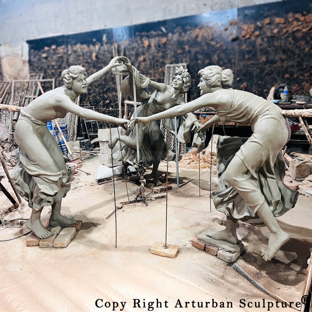 4-clay mold of the Three Ladies Statue