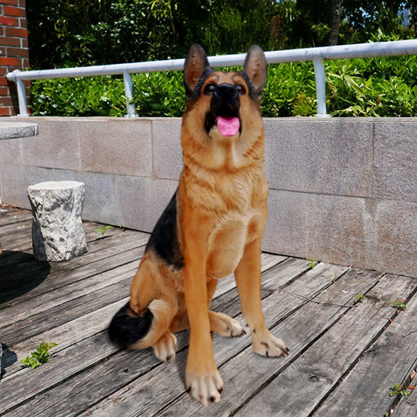 full size sitting German Shepherd sculpture for home garden