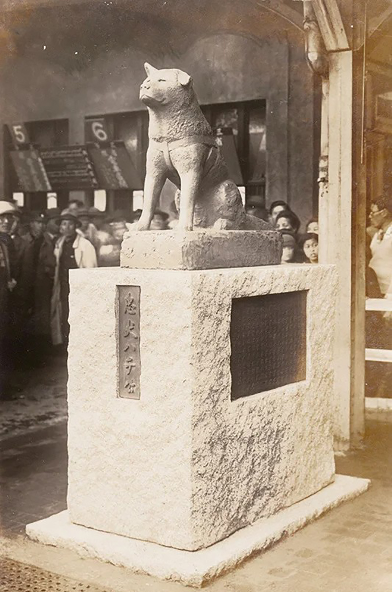 Hachiko-Original-Statue