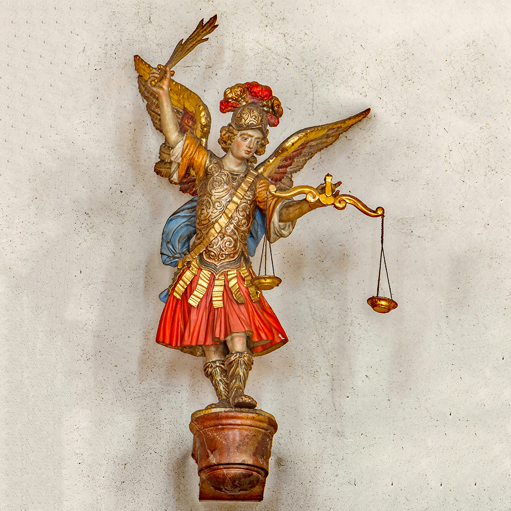 Maria_zu_den_Ketten_-_Archangel_Michael_01