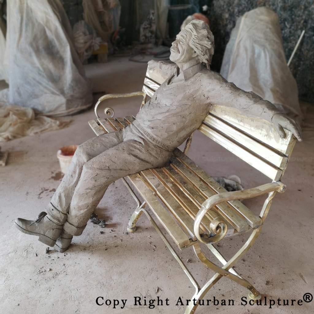 6 clay mold of Einstein statues side view(2)