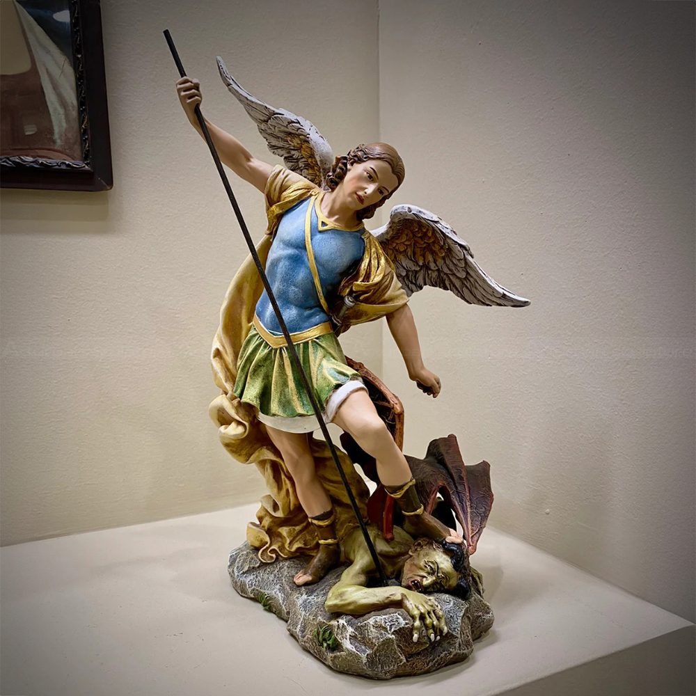 Fiberglass Veronese St Michael Statue display