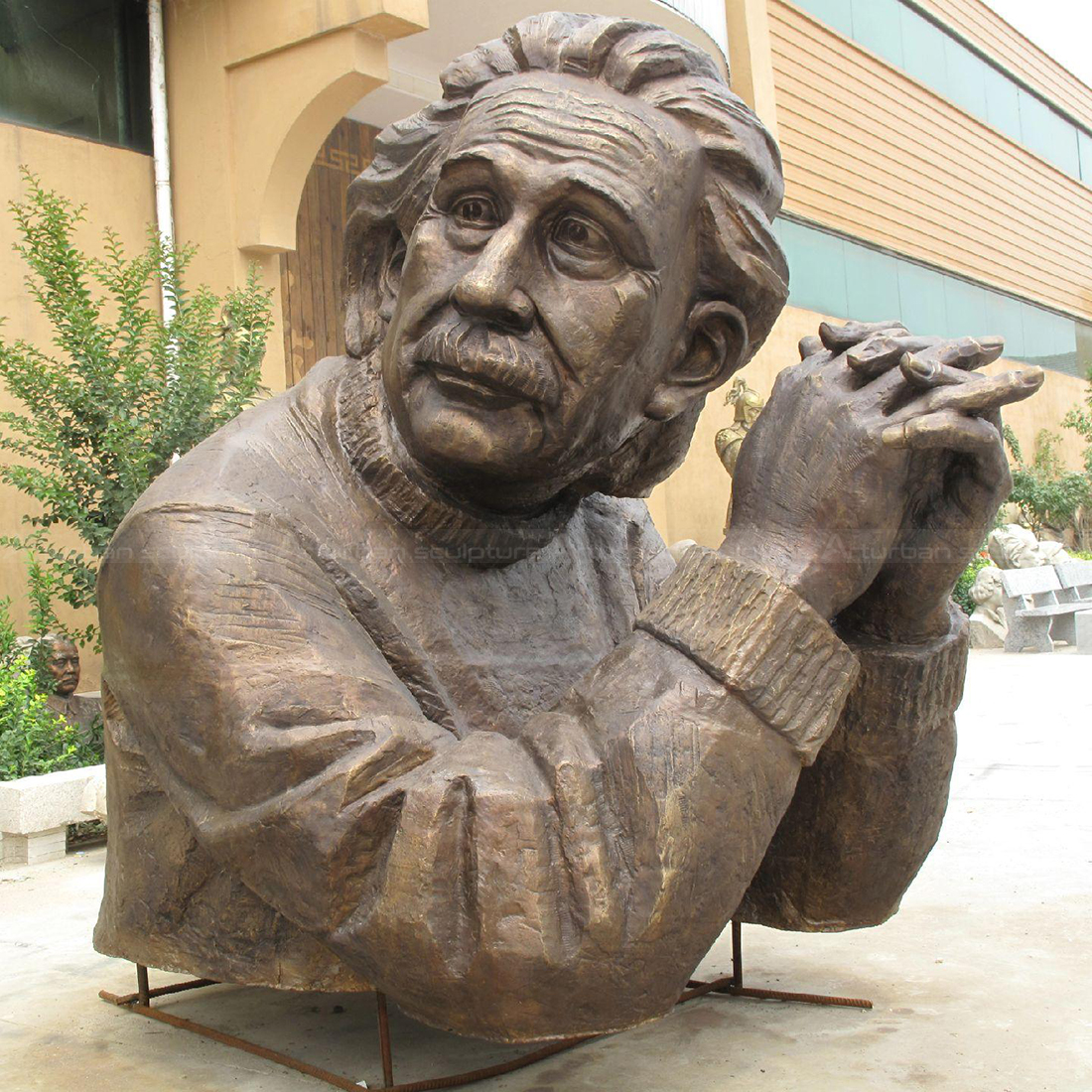 Outdoor bronze Einstein Bust Sculpture