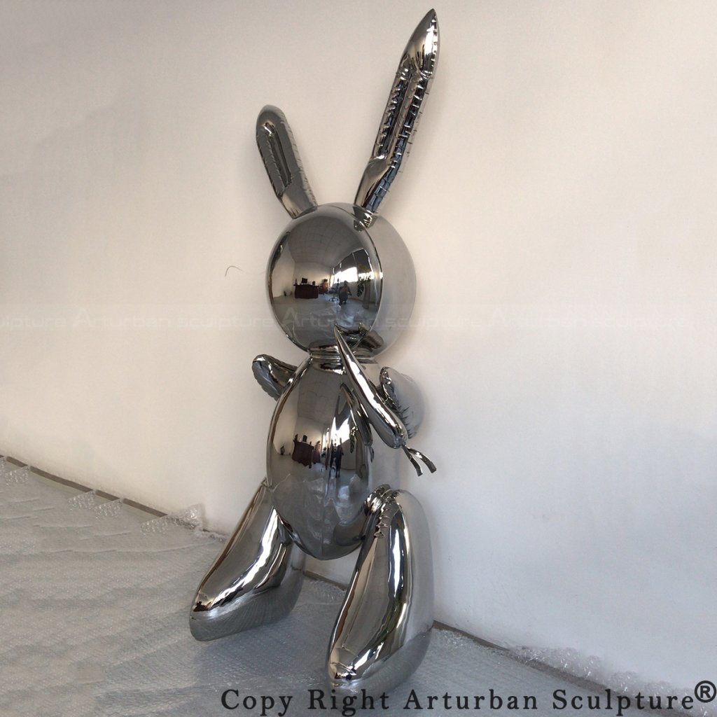 Forged stainless steel polished balloon bunny sculpture