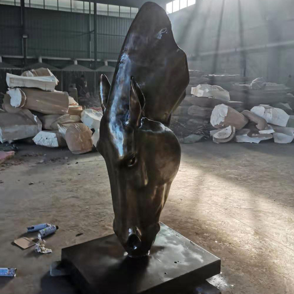 Garden bronze Still Water Horse Head Statue Replica