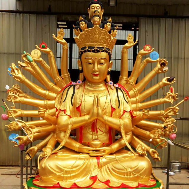 Hand detail bronze 1000 Armed Avalokiteshvara Statue