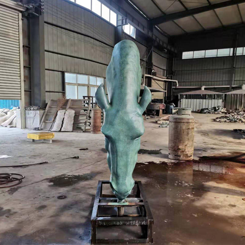 Still Water Horse Head Statue Replica bronze