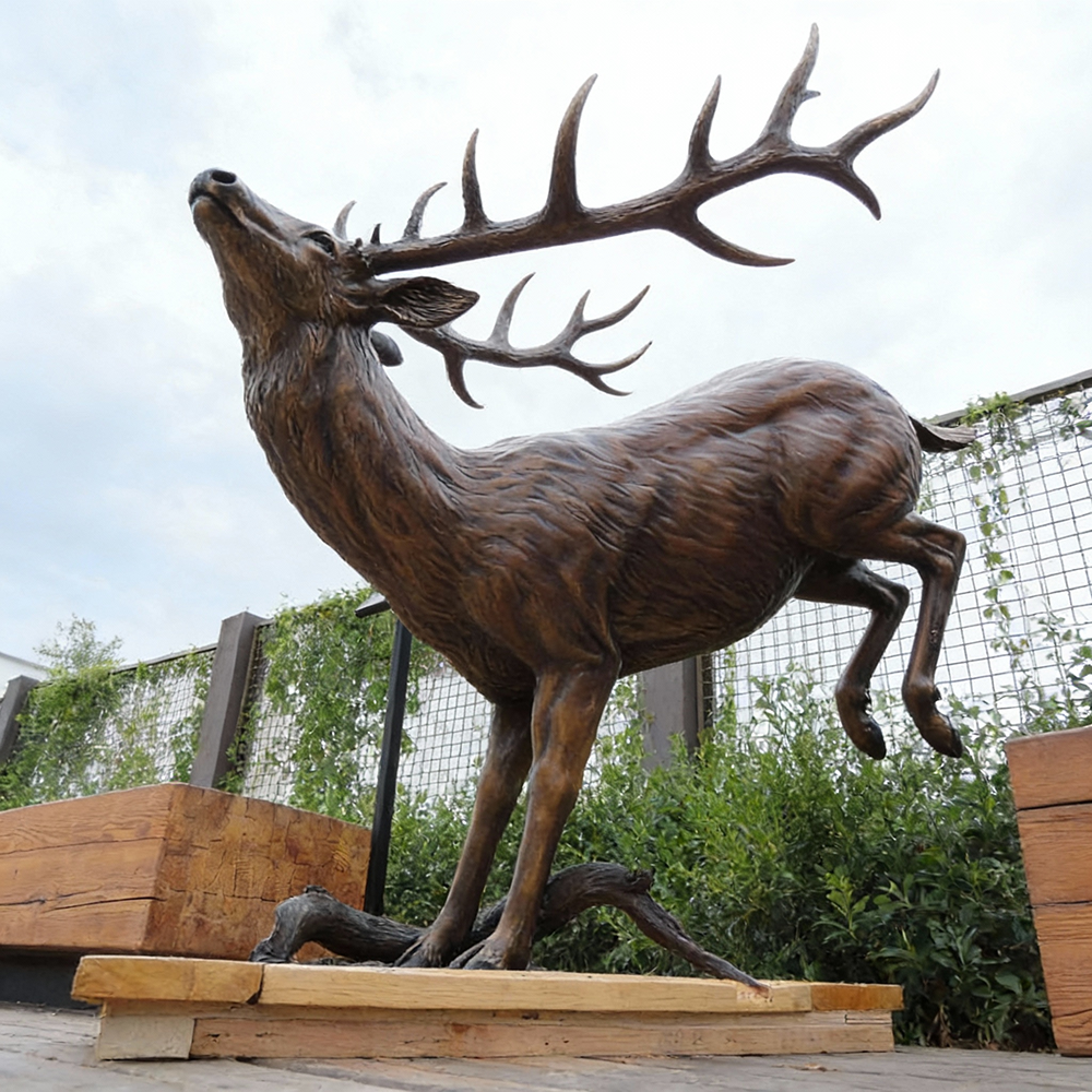 Vintage Deer Statue bronze full view