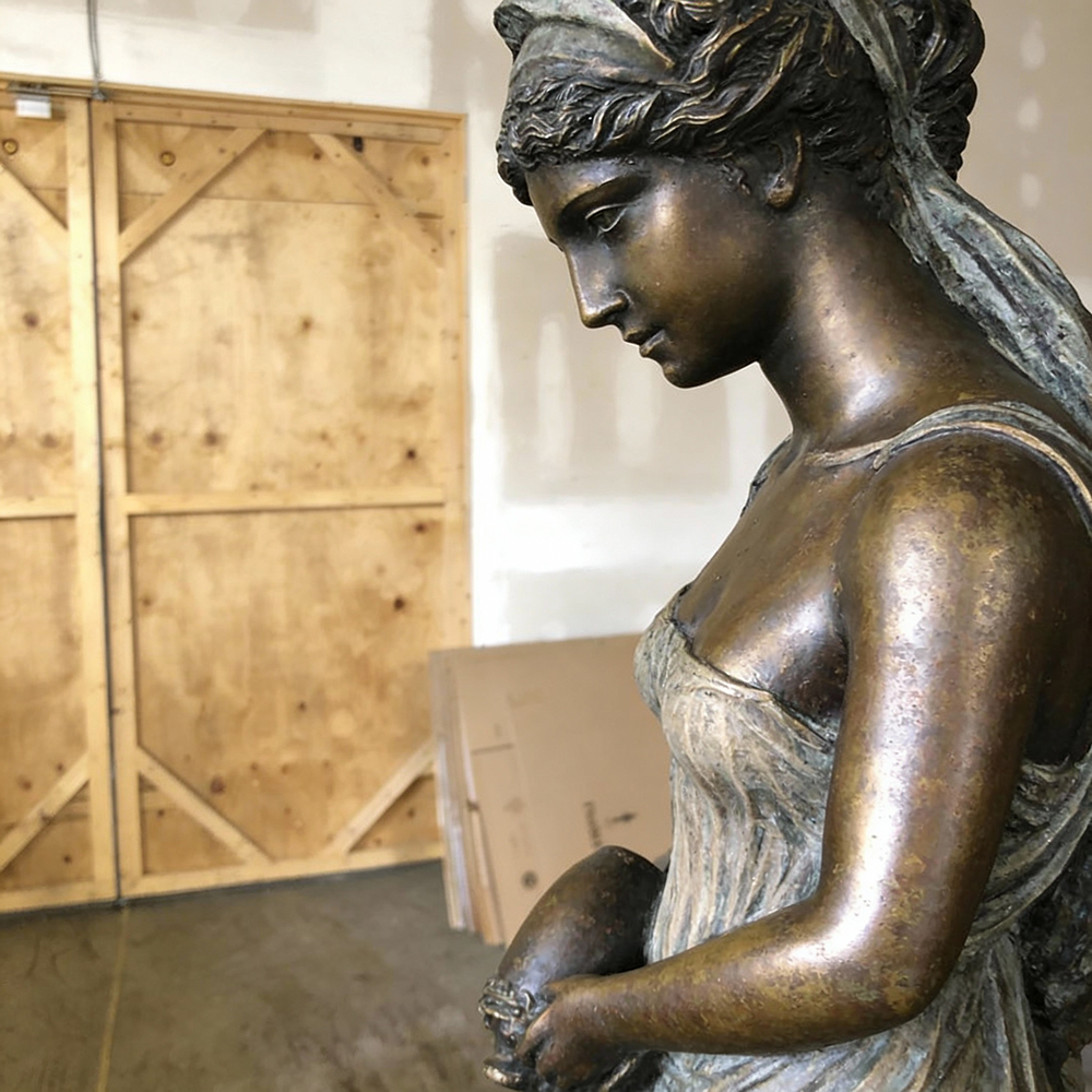 bronze Fountain Lady close detail