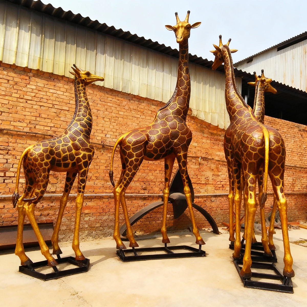 bronze Giraffe Lawn Statue outdoor display