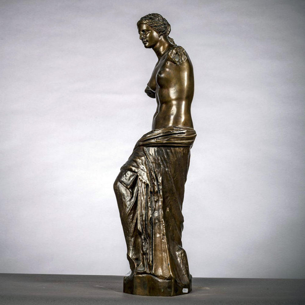 classical bronze Venus De Milo statue