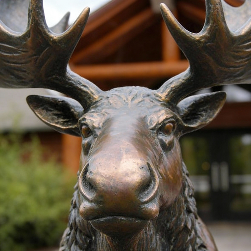 close-up view of Moose Outdoor Sculpture head