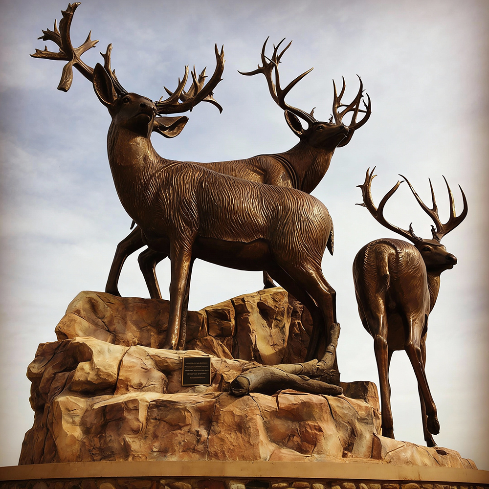 large bronze Large Deer Garden Statues park