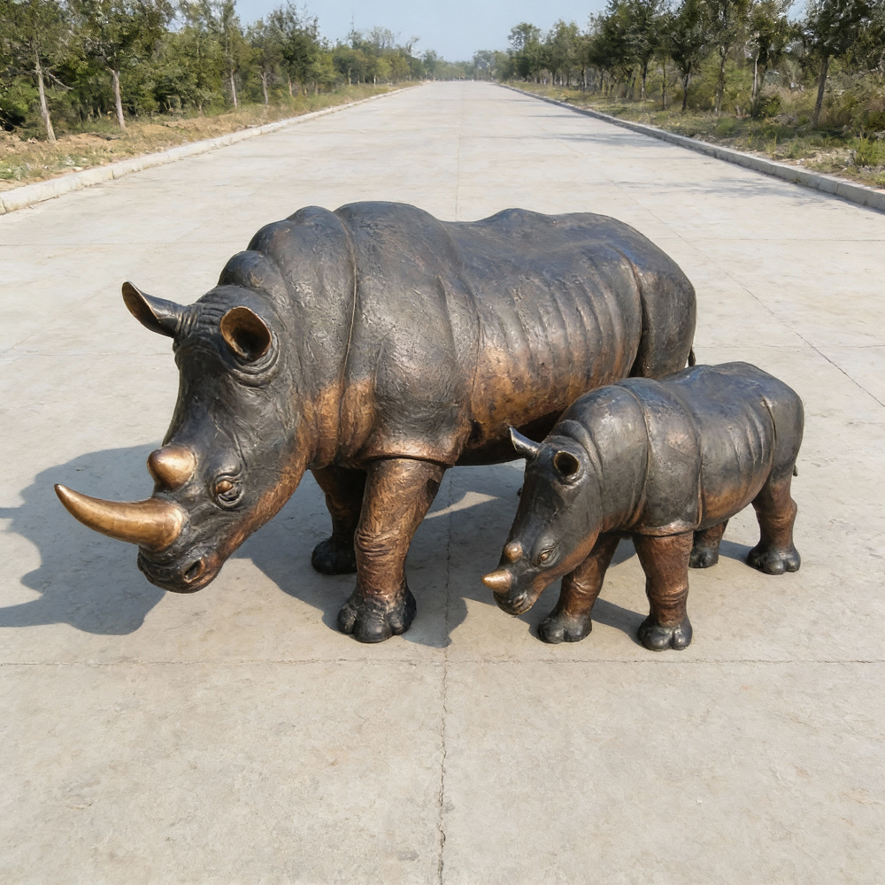 life size Mother and Baby Rhino bronze Statue