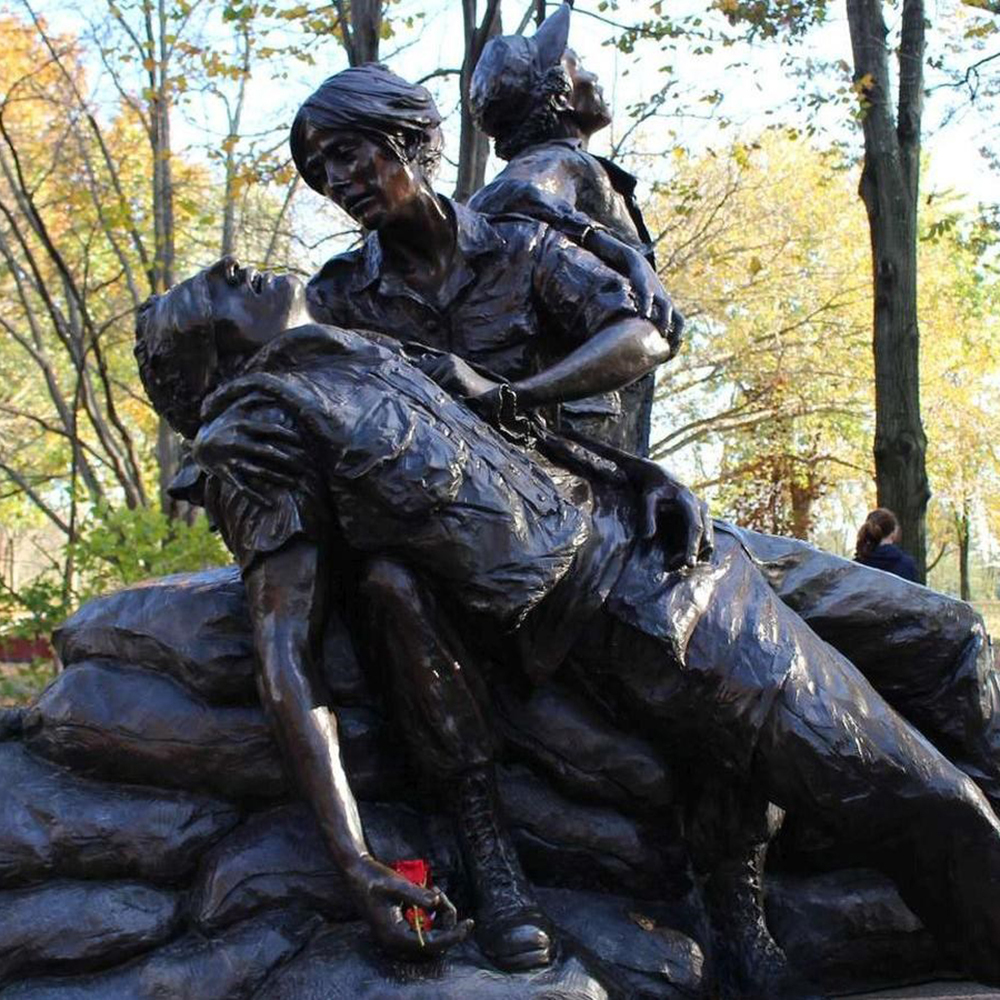 10-(2) Vietnam Women’s Memorial wounded aid