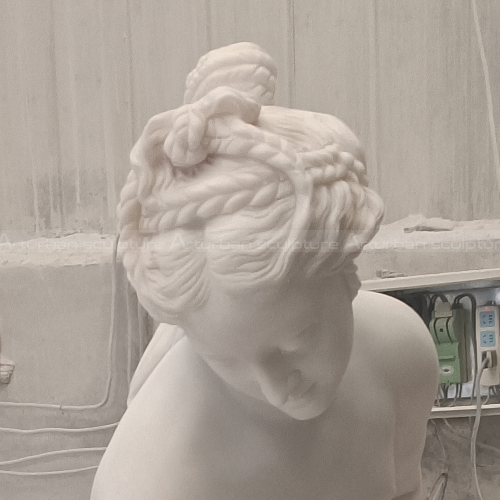 5.1 marble Venus Aphrodite bathing Statue hair detail2