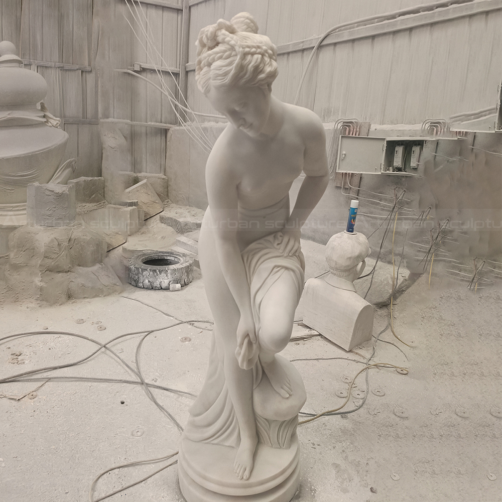 7-marble-aphrodite-bathing-statue-front-view