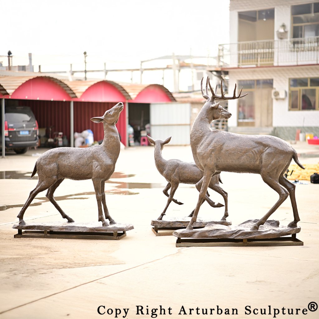7 realistic deer sculpture stag doe fawn