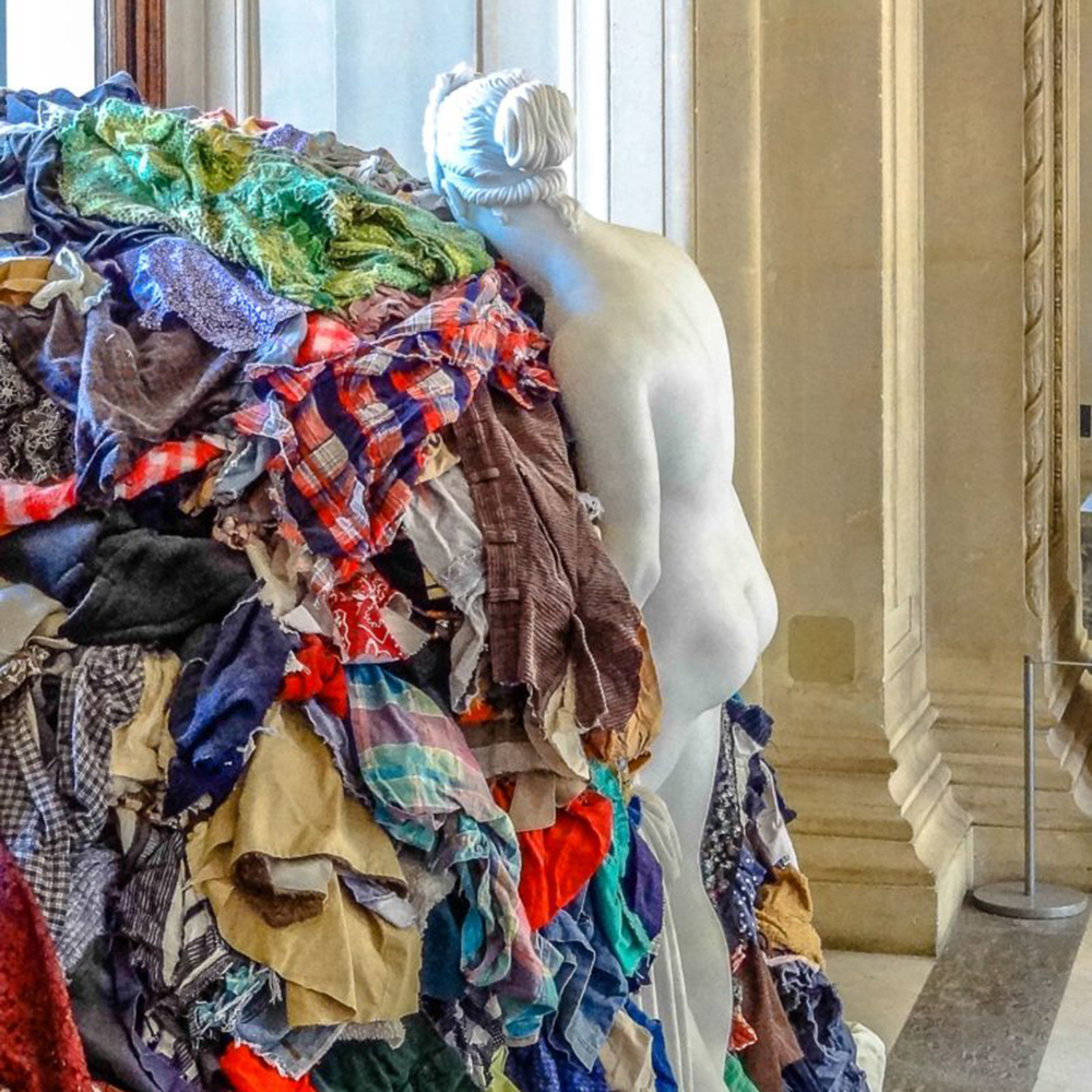 Venus of the Rags classical statue with clothes