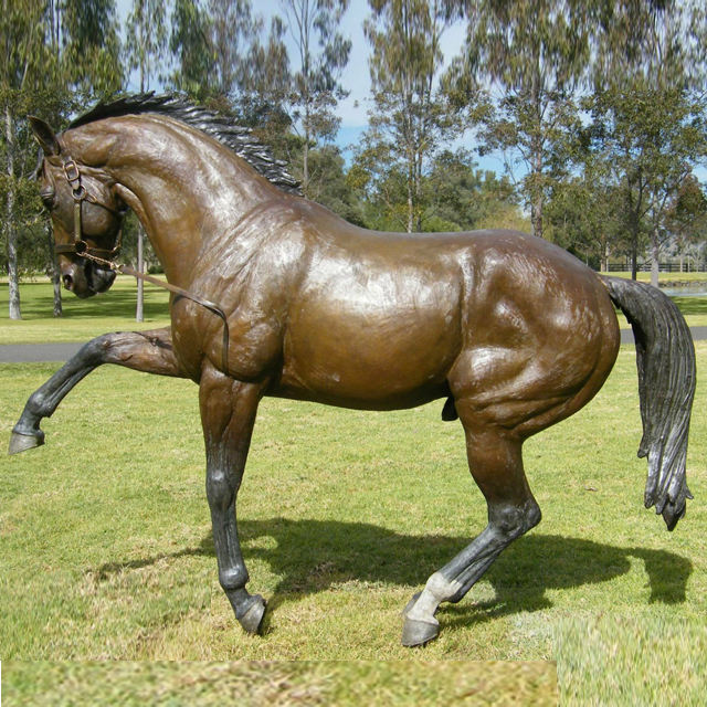 bronze garden Horse Statue with One Foot up