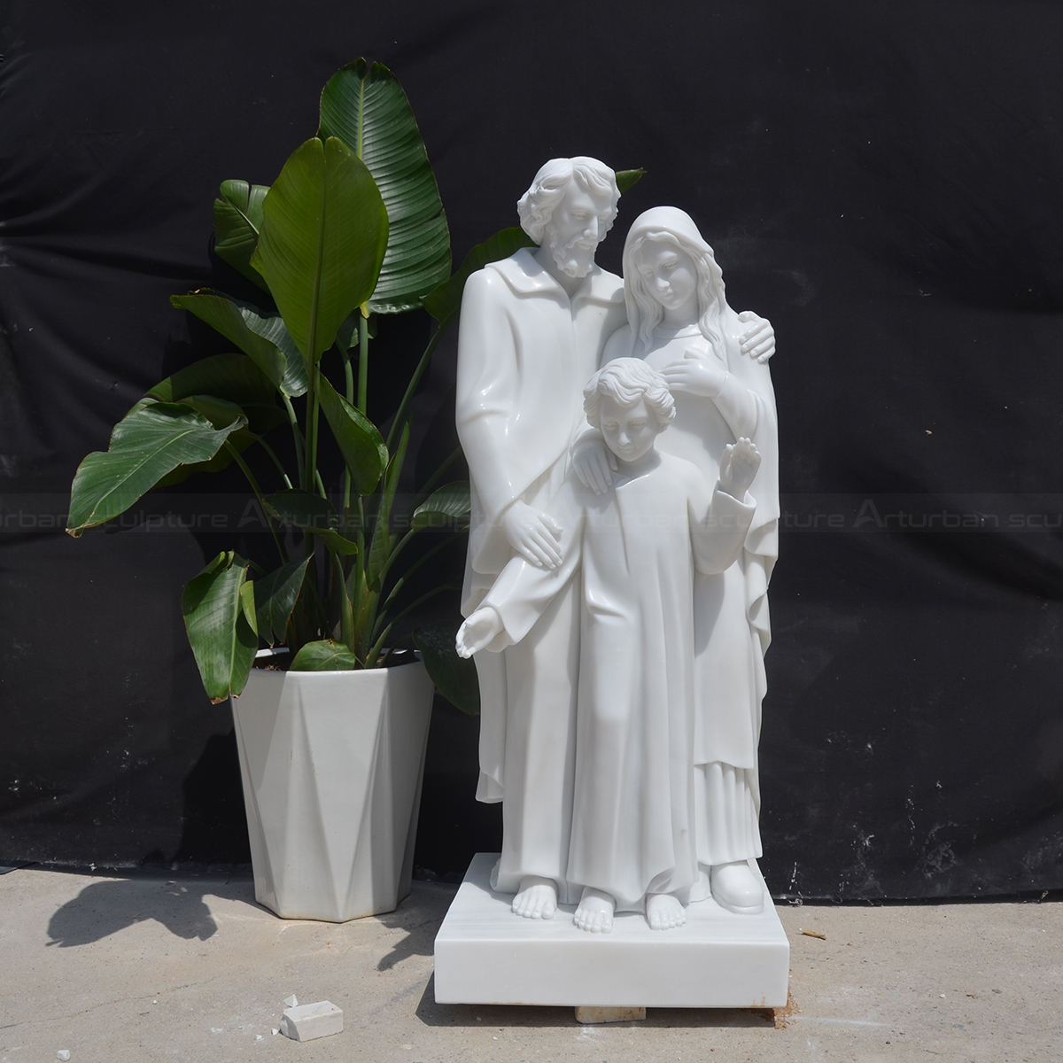 White marble Jesus family statue for entrance
