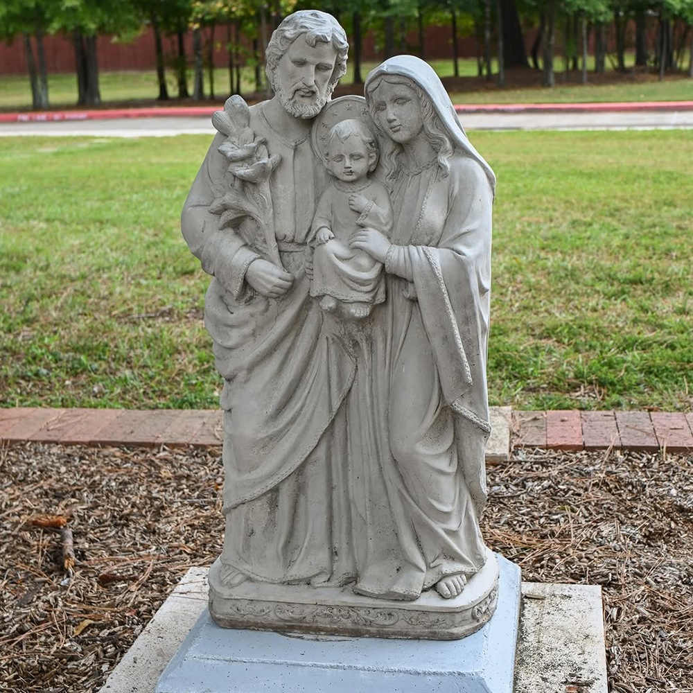 4.1 Small garden Holy Family Statue Outdoor