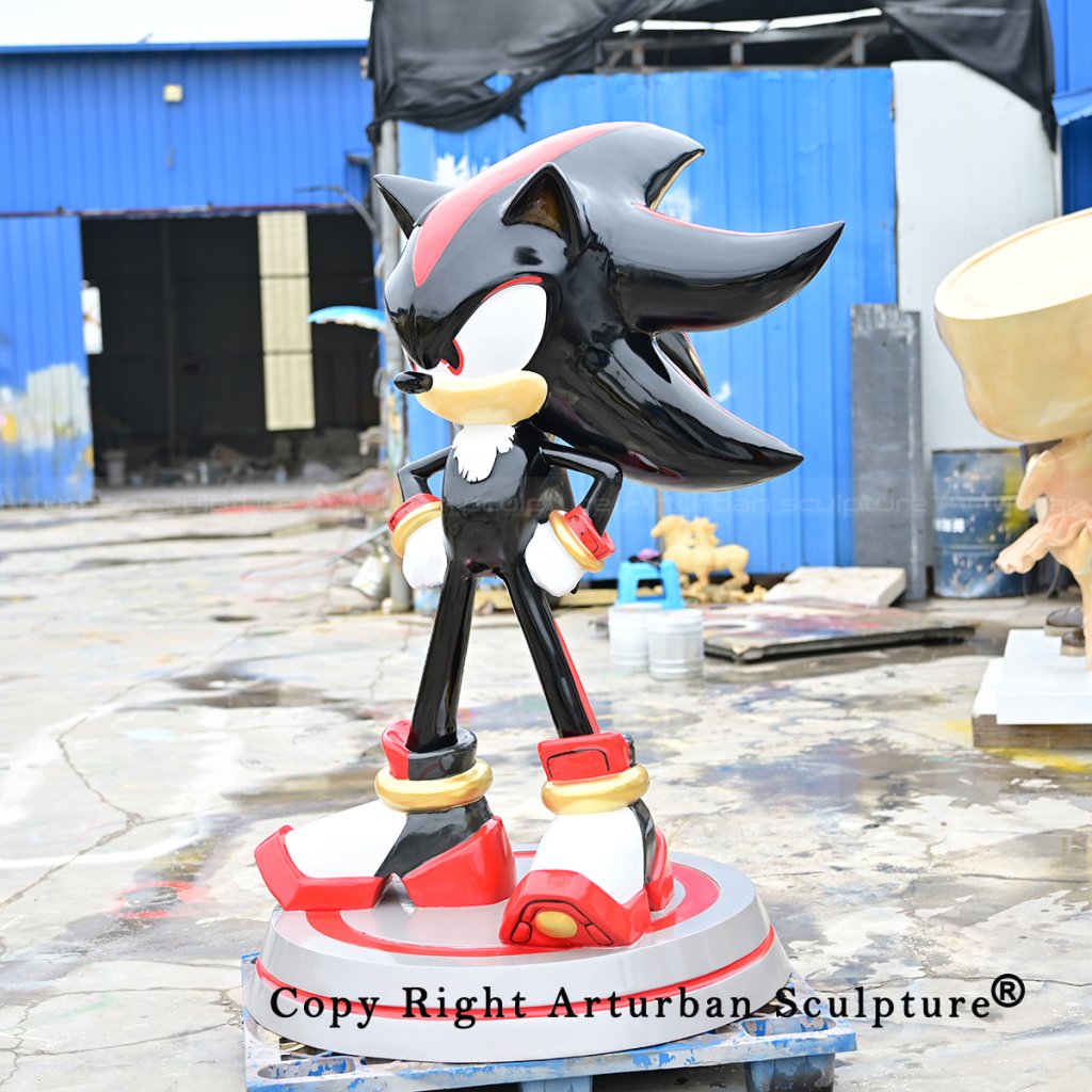 8 Shadow statue for commercial display