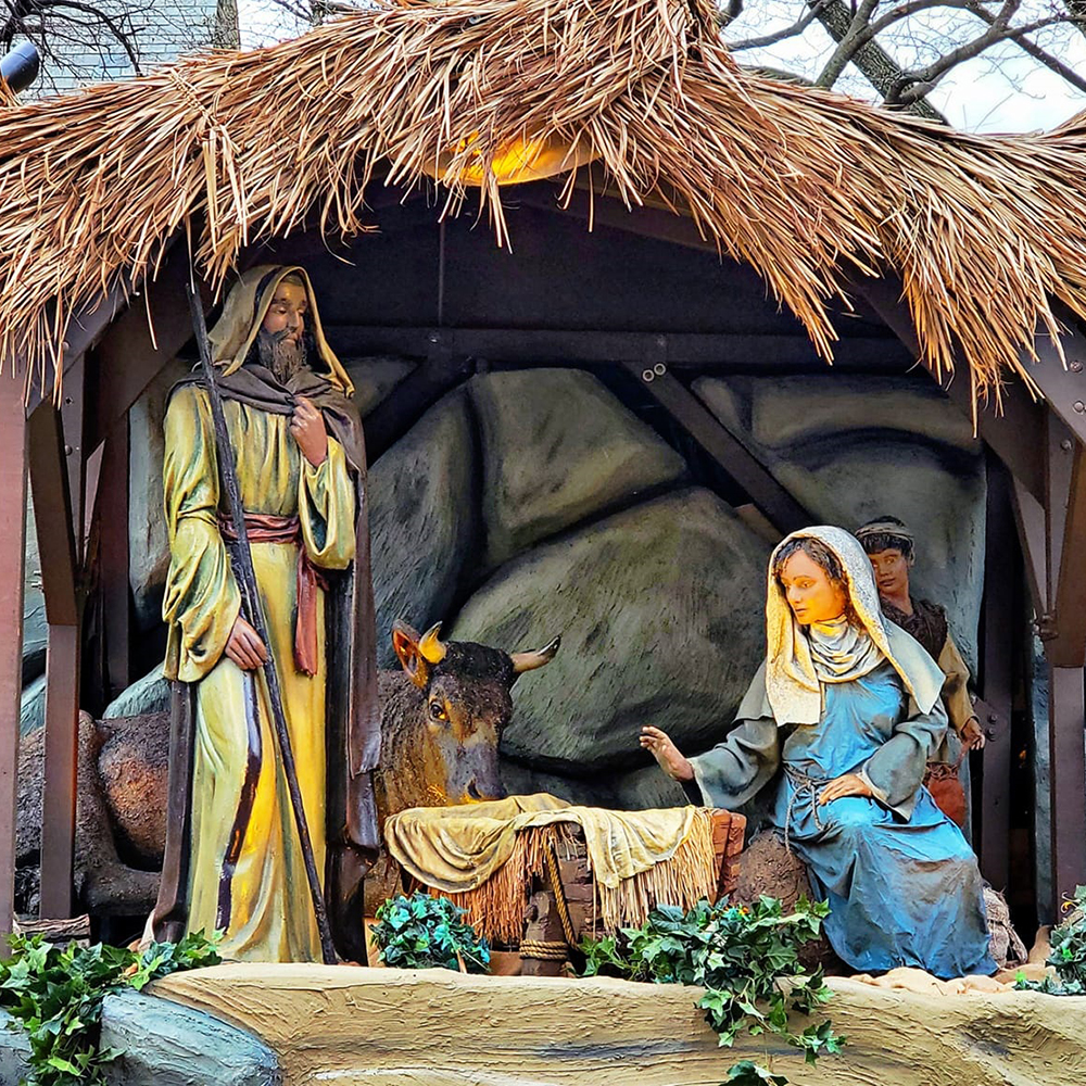Fiberglass holy family statue outdoor nativity scene