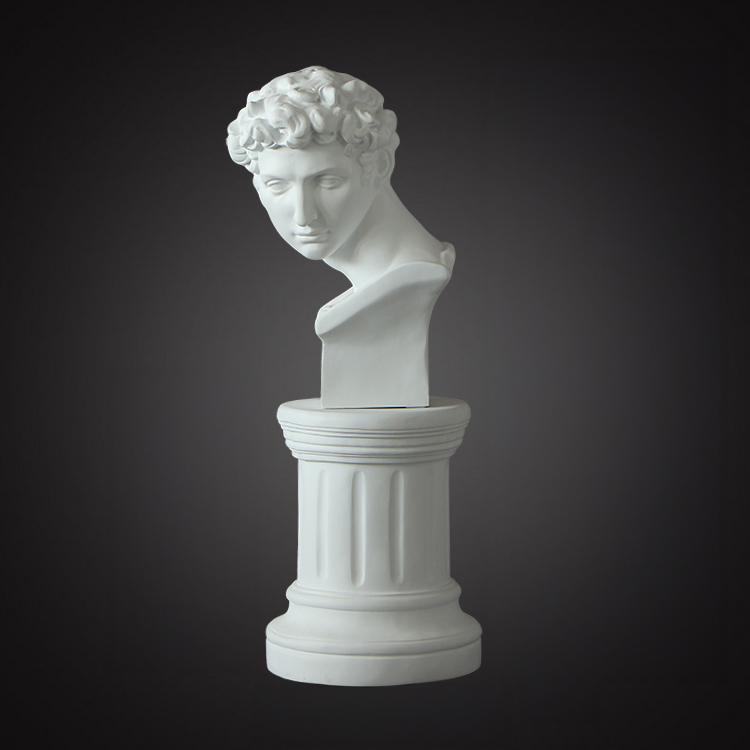 Giuliano de Medici bust marble short pedestal