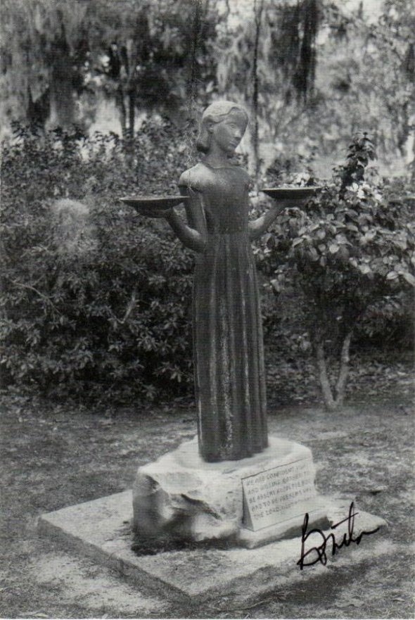 Historic Bird Girl cemetery photo