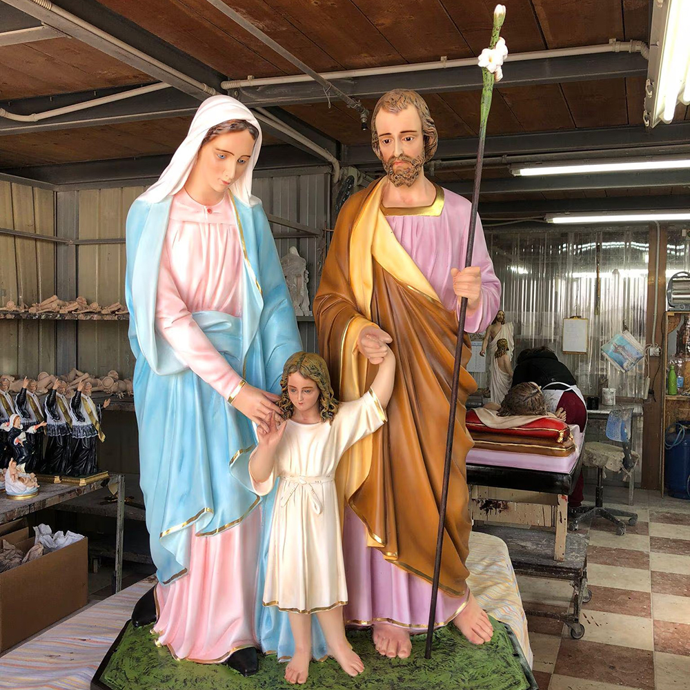 Workshop fiberglass holy family sculpture group