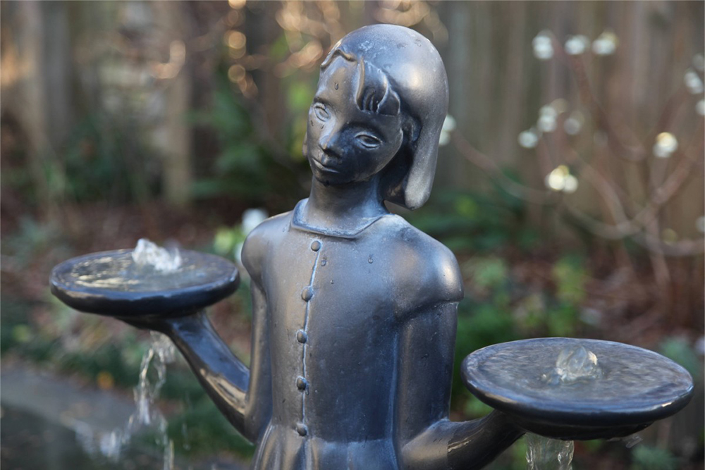 bird-girl-fountain-(2)