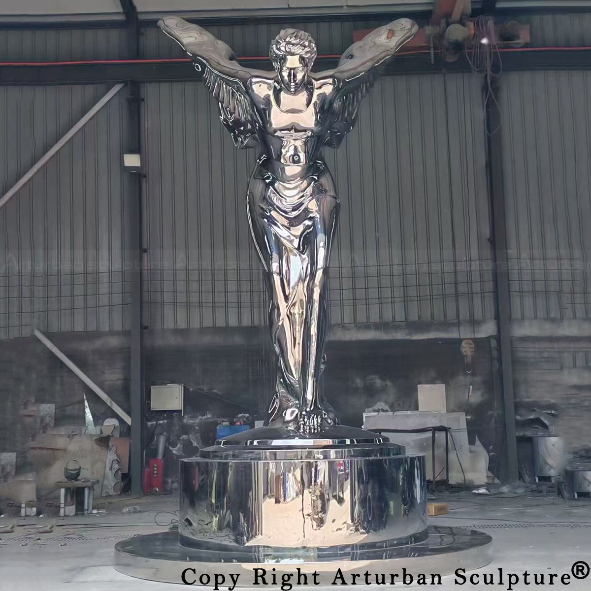 0 Front view stainless steel Spirit of Ecstasy