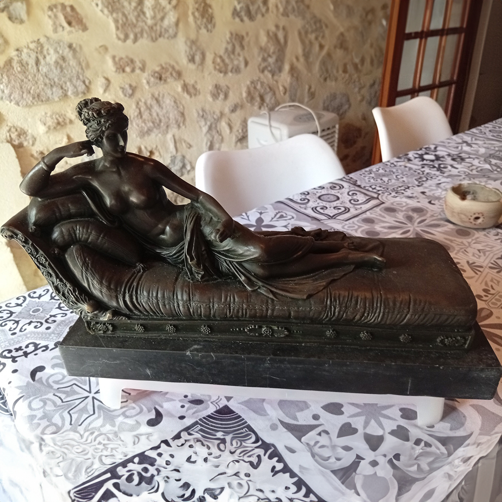 Bronze Pauline Bonaparte Sculpture side view