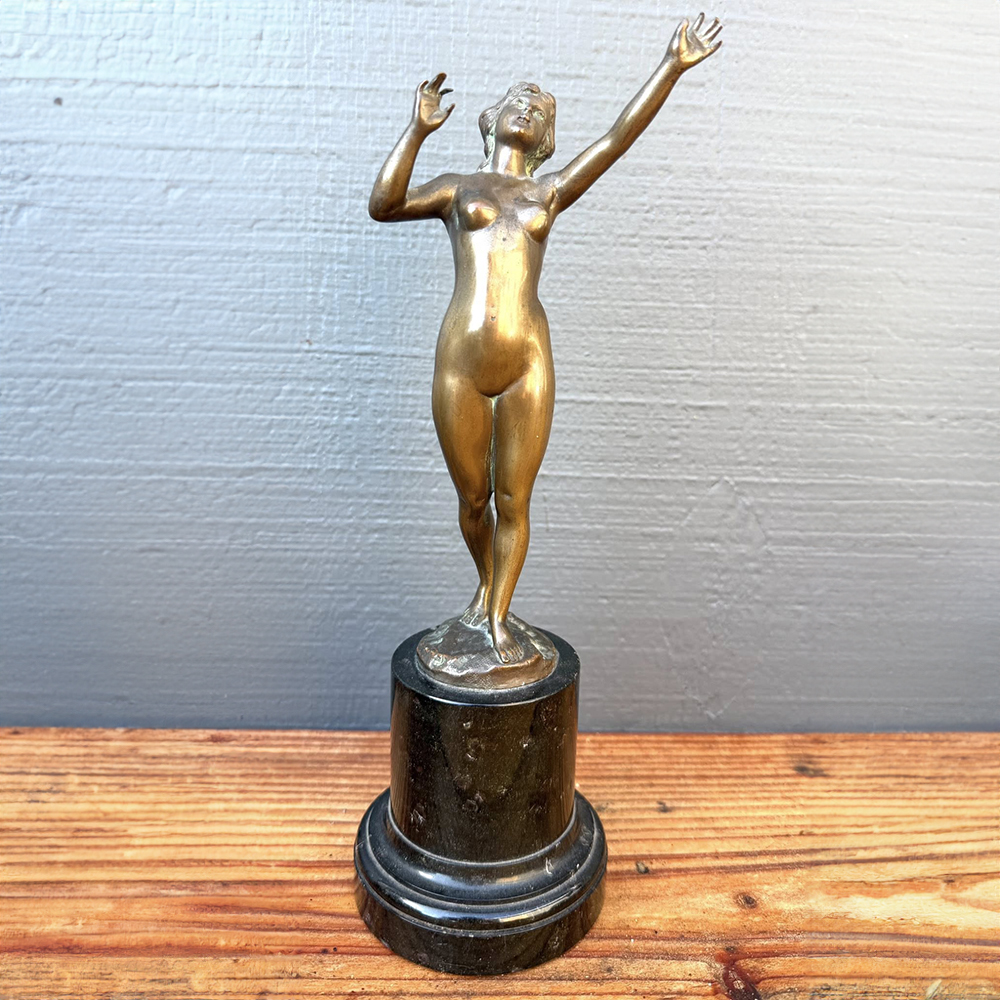 Nude Female Bronze Statue front pose