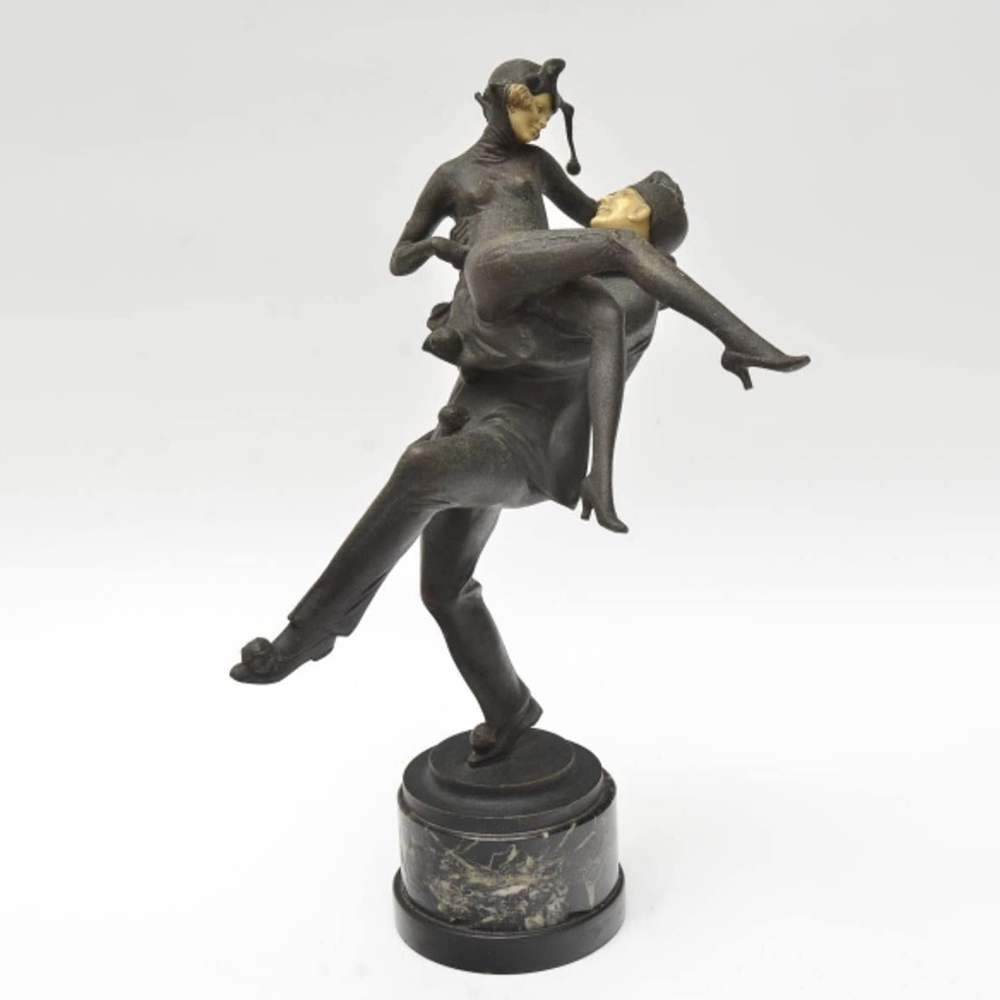 bronze Pierrot and Pierrette Statue dance pose
