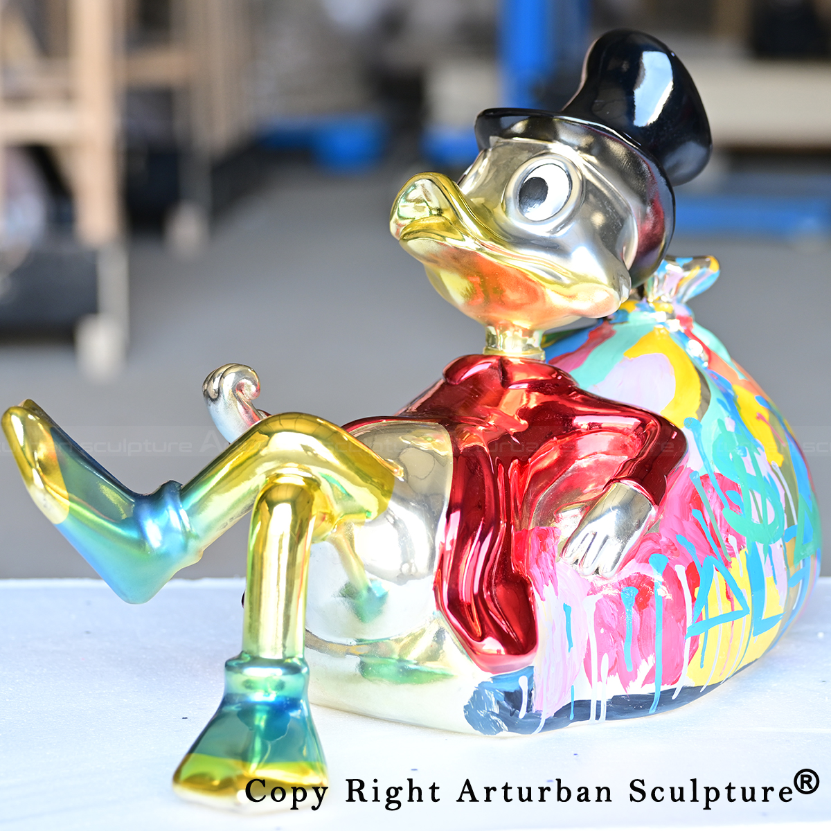 0 Scrooge McDuck figurine pop art indoor decor