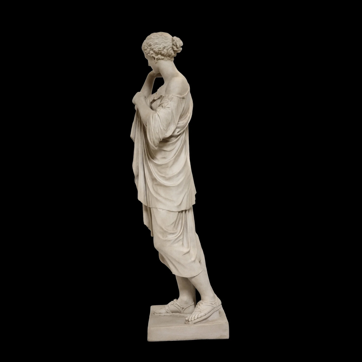 Diana of Gabii side view statue