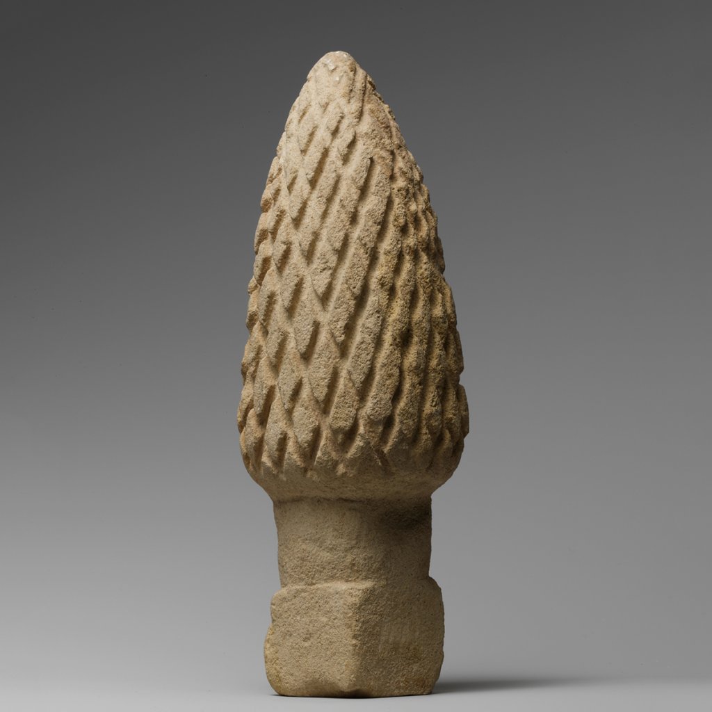 Pine-Cone-sculpture-(2)