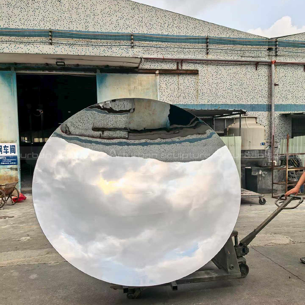 stainless steel Kapoor Sky Mirror Sculpture
