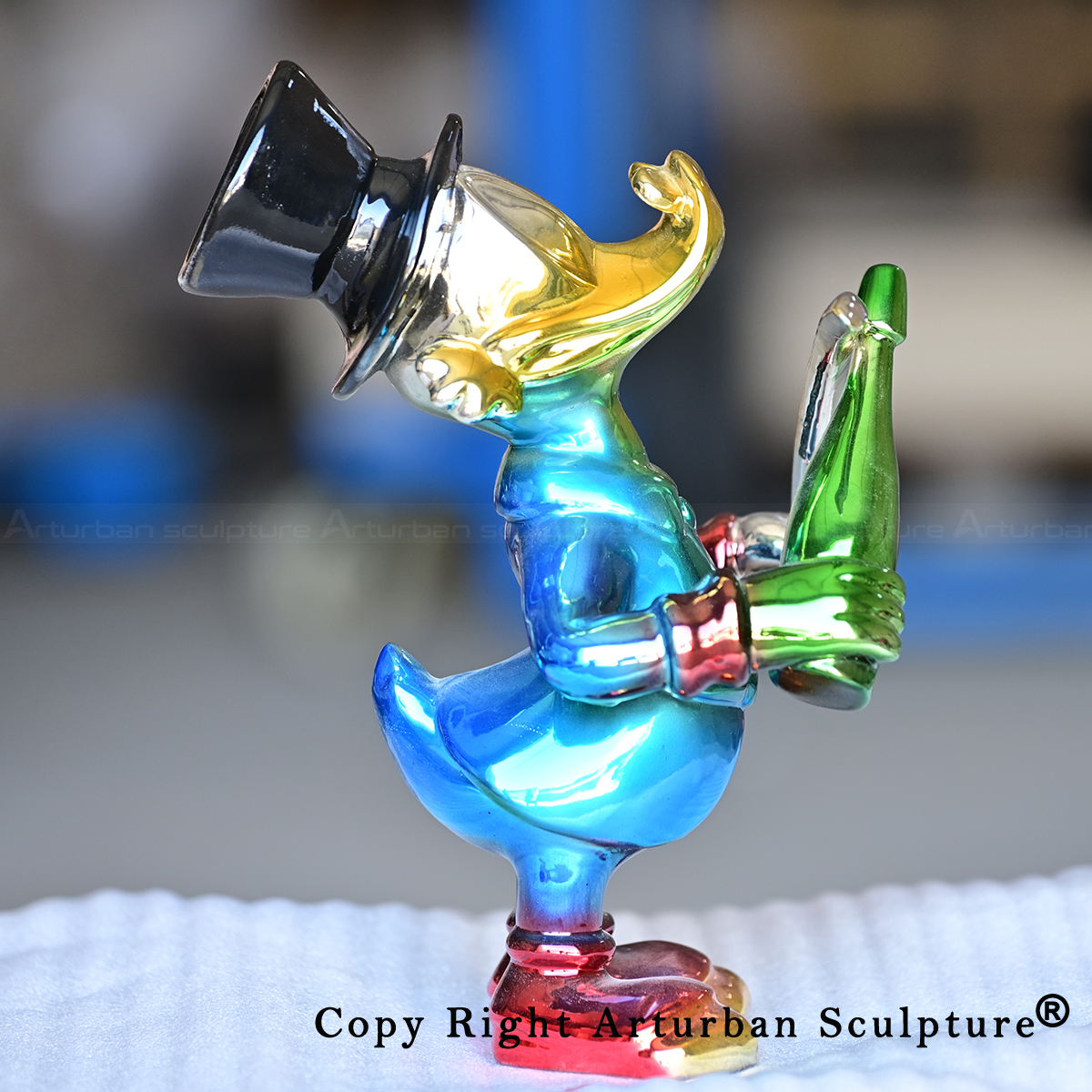 victory Uncle Scrooge Sculpture blue edition