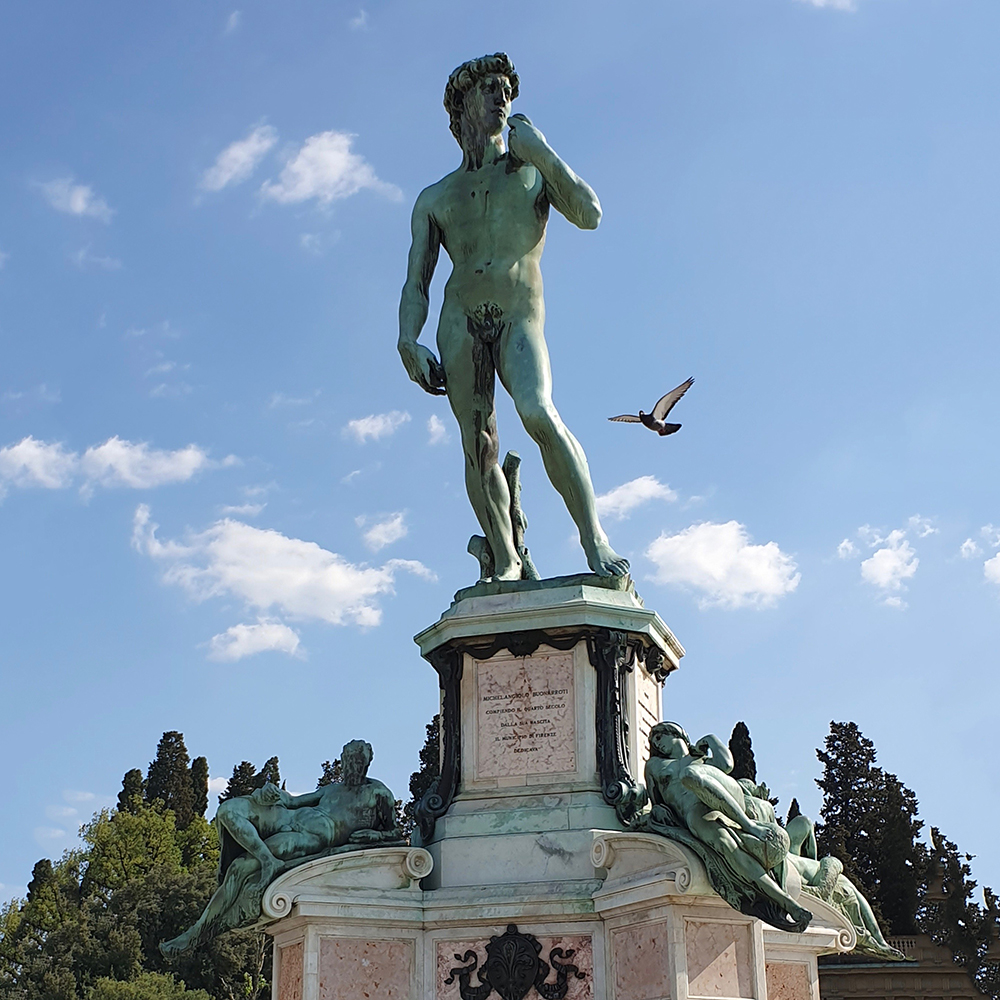 6 Bronze David replica above Piazzale Michelangelo monument