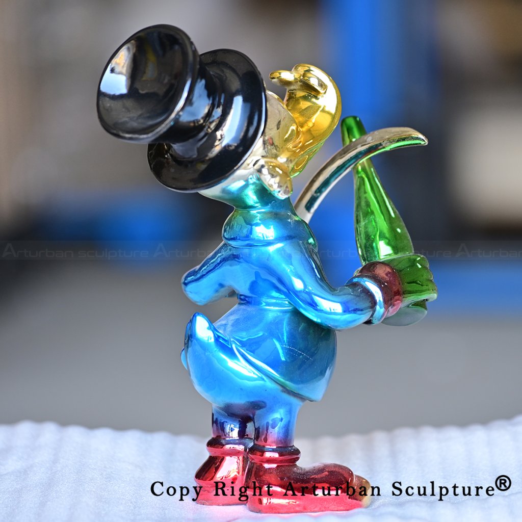 6 Colorful Uncle Scrooge Figurine bronze decor