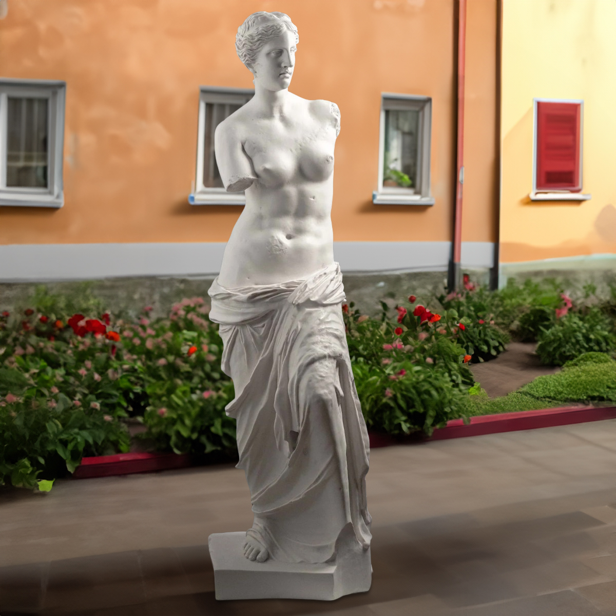 Armless Statue Venus de marble